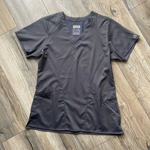 NWOT Wunderwink pro scrub top